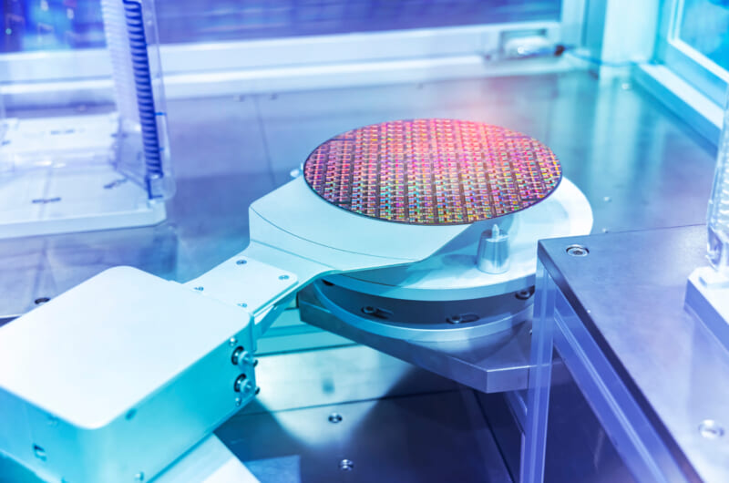 What Is Semiconductor Manufacturing Equipment? A Guide to Types, Roles, Key Makers, and the Semiconductor Process Flow